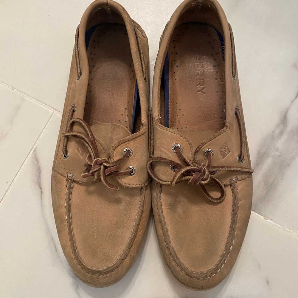 Size 12 sperrys
